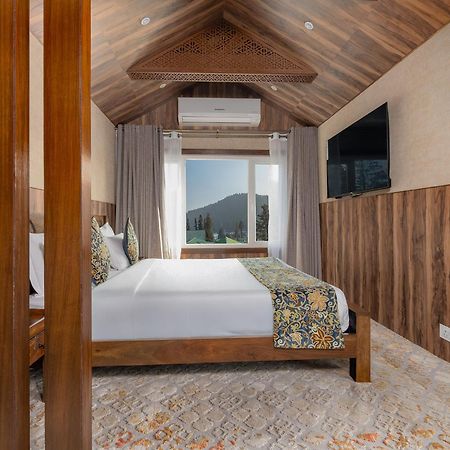 Hotel Pine Spring Gulmarg Exteriér fotografie